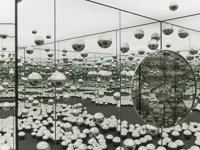 Yayoi Kusama. Infinity Mirror Room – Let’s Survive Forever
