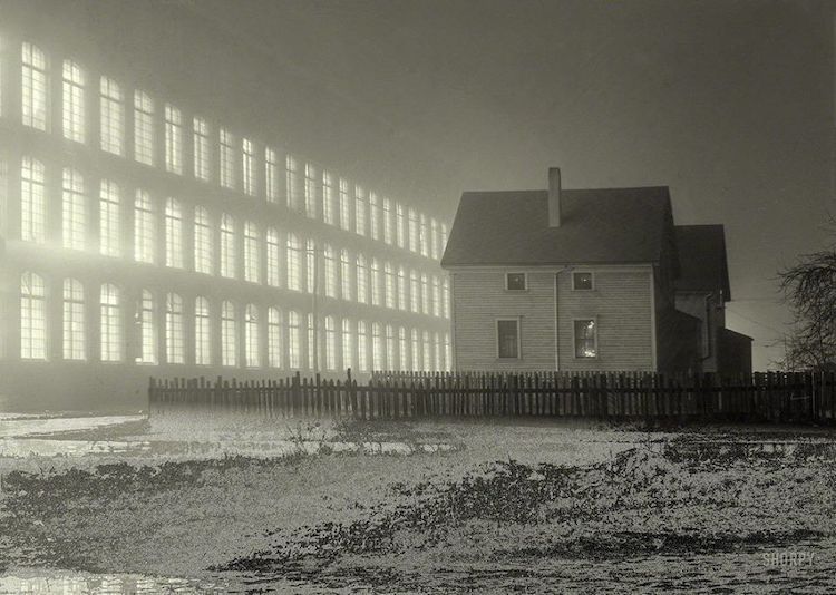 Jack Delano. Textile mill working all night in New Bedford, MA 1941